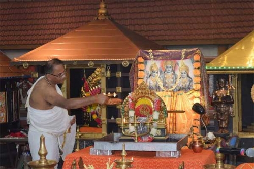 ചിക്കാഗോ ഗീതാമണ്ഡലം രാമായണ പാരായണ പര്യവസാനവും, ലക്ഷാര്‍ച്ചനയും സംഘടിപ്പിച്ചു