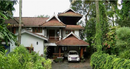 ഭാര്യയെ കൊലപ്പെടുത്തി കൊക്കയില്‍ തള്ളിയത് ദിവസങ്ങളുടെ ആസൂത്രണത്തിലൂടെ; കാരണം കുടുംബ വഴക്കെന്ന് പൊലീസ്
