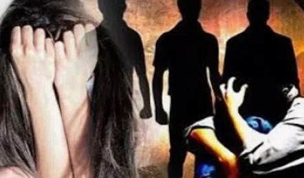 ബെംഗളൂരുവില്‍ യുവതിയെ സംഘം ക്രൂരമായ കൂട്ടബലാത്സംഗത്തിനിരയാക്കി ; അയല്‍ക്കാരിയായ ടീച്ചര്‍ നല്‍കിയ ക്വട്ടേഷനെന്ന സംശയത്തില്‍ പൊലീസ്