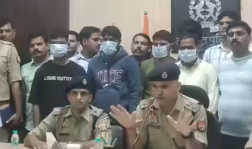 അയല്‍ക്കാരായ ഇതരമതവിഭാഗങ്ങളെ കേസില്‍പ്പെടുത്താനും കലാപം ഉണ്ടാക്കാനും ശ്രമം ; അലിഗഢില്‍ ക്ഷേത്രങ്ങളുടെ ചുമരില്‍ 'ഐ ലവ് മുഹമ്മദ്' എന്നെഴുതിയ സംഭവത്തില്‍ നാല് പേര്‍ അറസ്റ്റില്‍