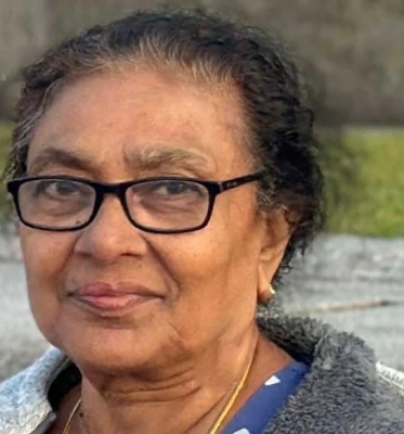 കുടുംബത്തെ സന്ദര്‍ശിക്കാന്‍ യുകെയിലെത്തിയ അമ്മ കുഴഞ്ഞുവീണ് മരിച്ചു